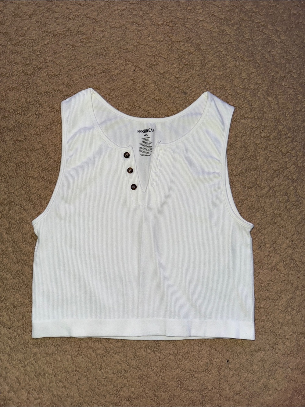 NWOT Women's White Ribbed Button-Accent Tank Top